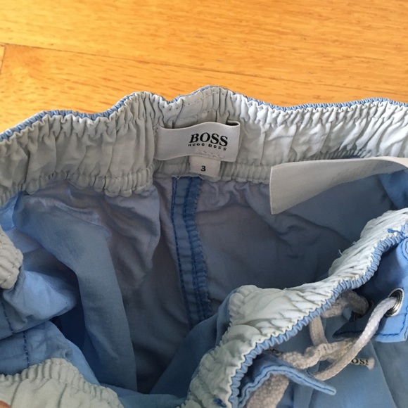 Authentic Hugo Boss swim shorts trunks - Picture 9 of 12